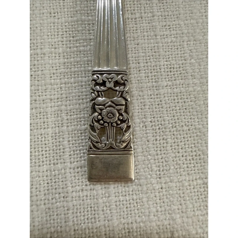 1 Salad Fork Coronation Silverplate Long‎ 1936 Community Oneida 6-5/8